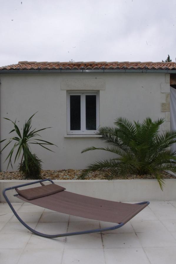 Le Clos Des Oiseaux Saintes Εξωτερικό φωτογραφία