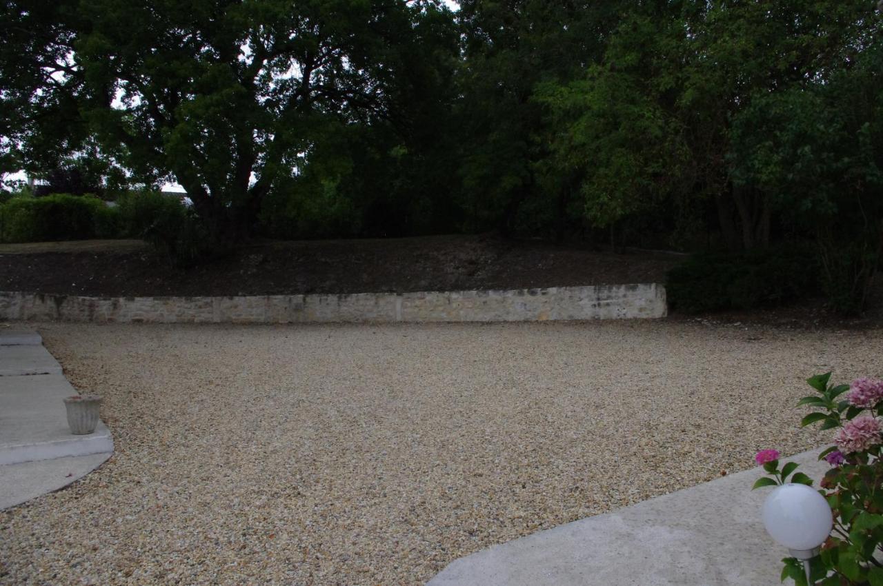 Le Clos Des Oiseaux Saintes Εξωτερικό φωτογραφία
